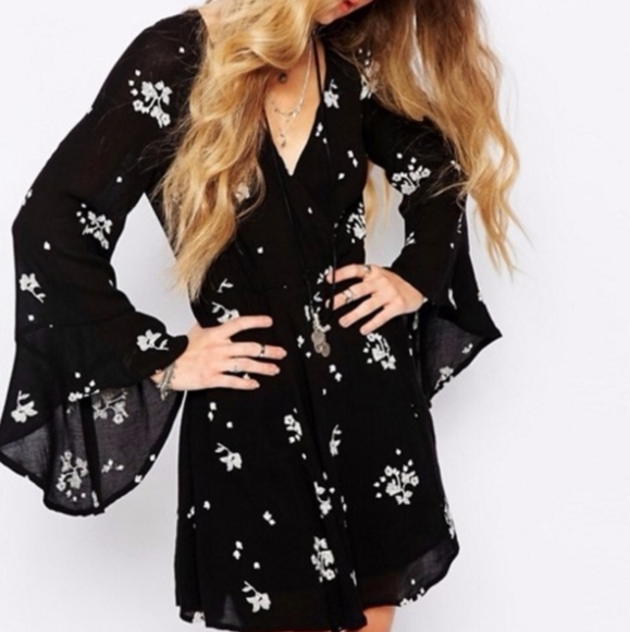 FREE PEOPLE Black Embroidered Jasmine Dress - Picture 1 of 5